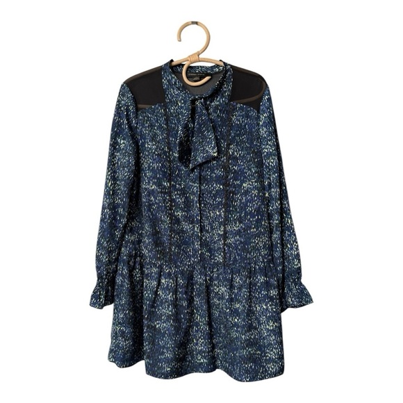 Cynthia Steffe Navy Tie Neck Babydoll Long Sleeve Patterned Mini Dress Size 6 - Picture 2 of 15